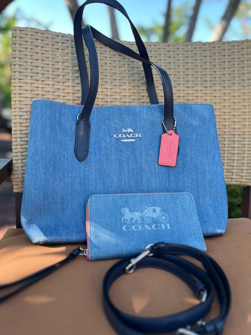 Coach Denim Tote With Matching Wallet Set. Detachable Crossbody Strap. EUC
